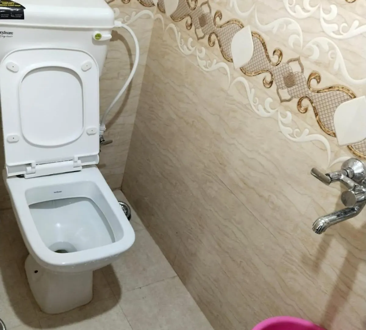 Jay Radhe Krishan Residency فاراناسي منزل للإقامة