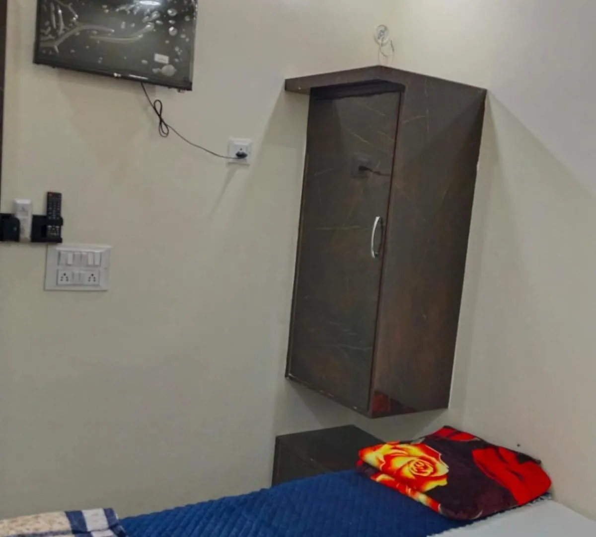 Jay Radhe Krishan Residency فاراناسي منزل للإقامة